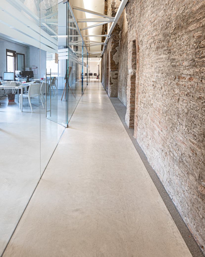 Pavimento in resina ex monastero Ferrara uffici comune